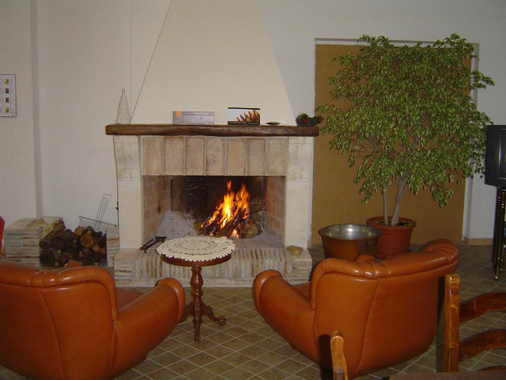 L' Antico Casale Villa Le Marmore Bagian luar foto