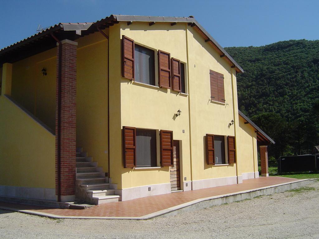 L' Antico Casale Villa Le Marmore Bagian luar foto
